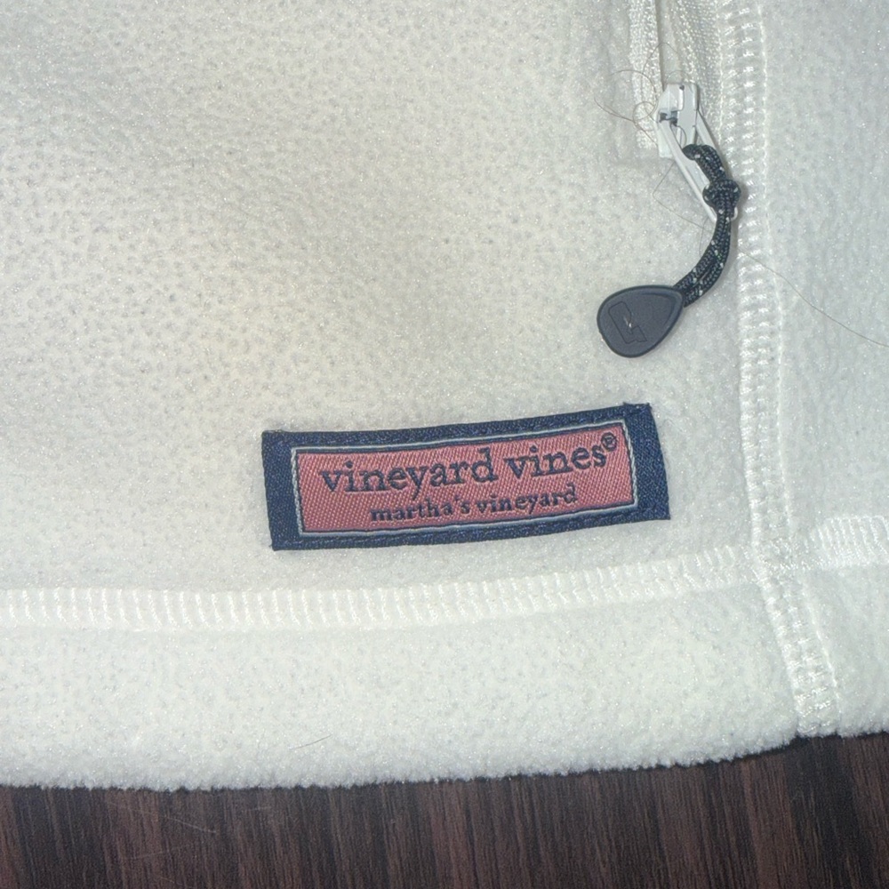 Vineyard Vines White Fleece Vest - Picture 3 of 6